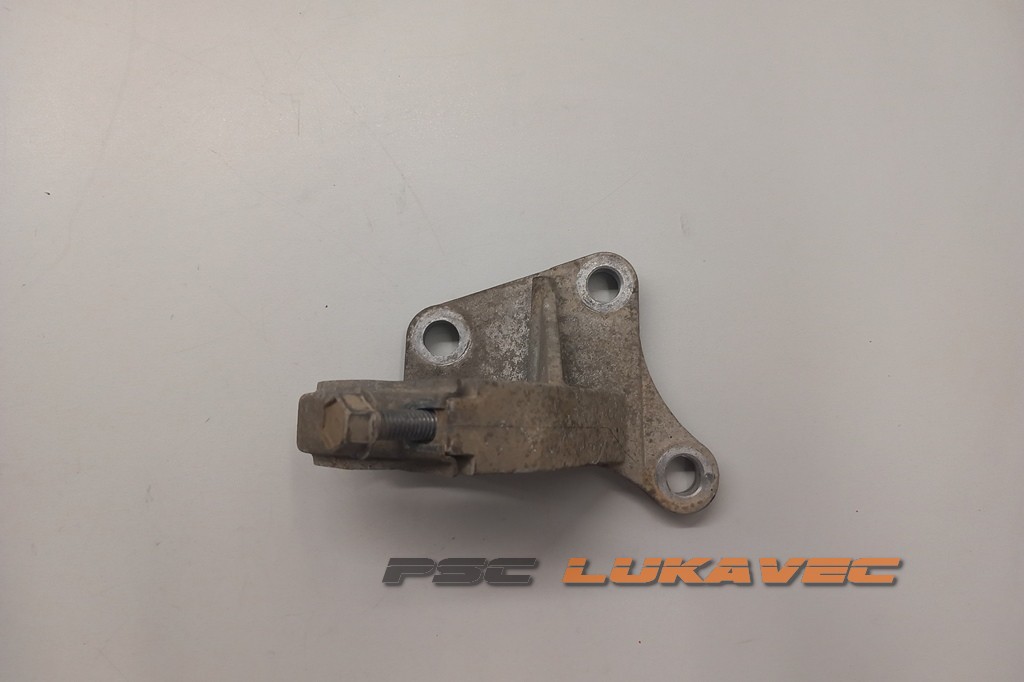 RENAULT LAGUNA 3 NOSAČ MOTORA 2.0 DCI 8200373073