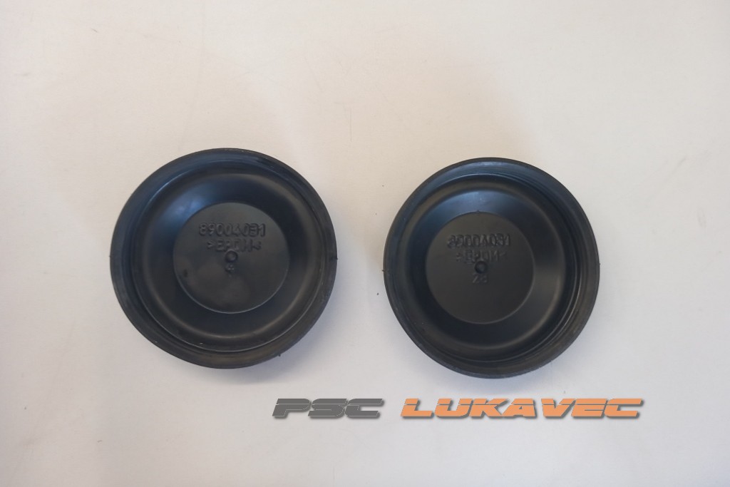 PASSAT B7 POKLOPAC PREDNJEG FARA 89004031