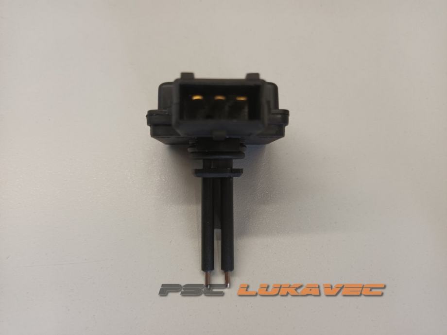 PEUGEOT EXPERT SENZOR RASHLADNE TEKUĆINE 9646902580