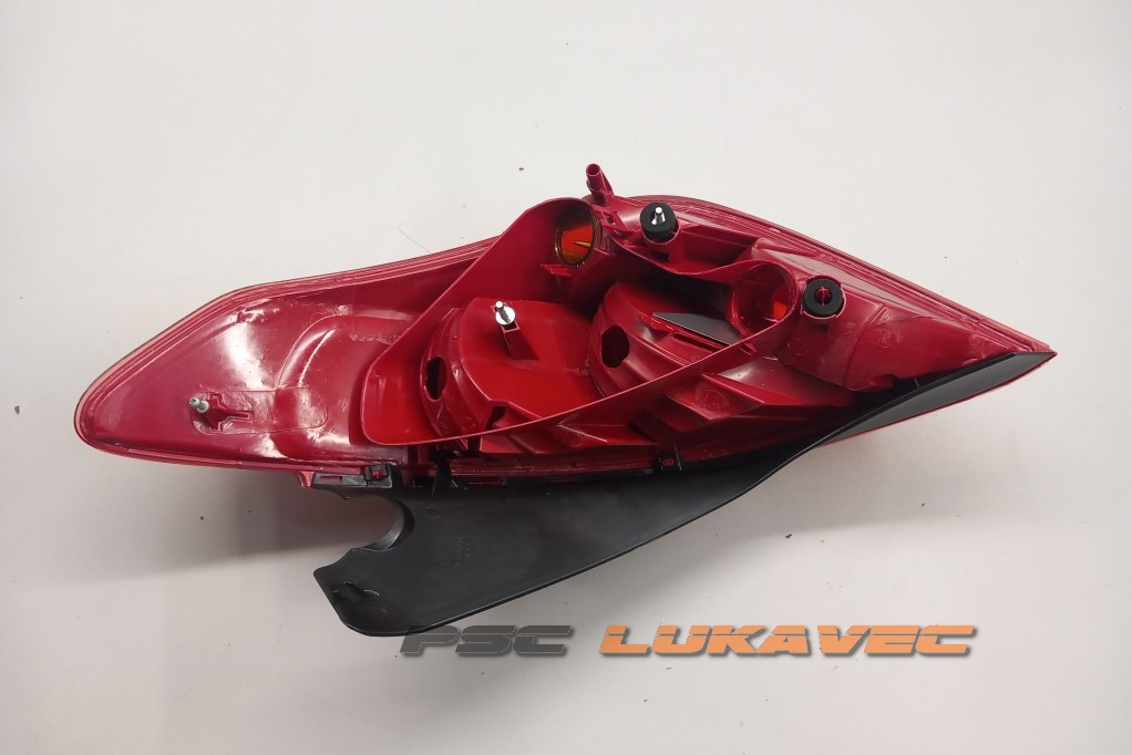 PEUGEOT 308 ŠTOP SVJETLO LIJEVO 6350CV MODEL 5 VRATA