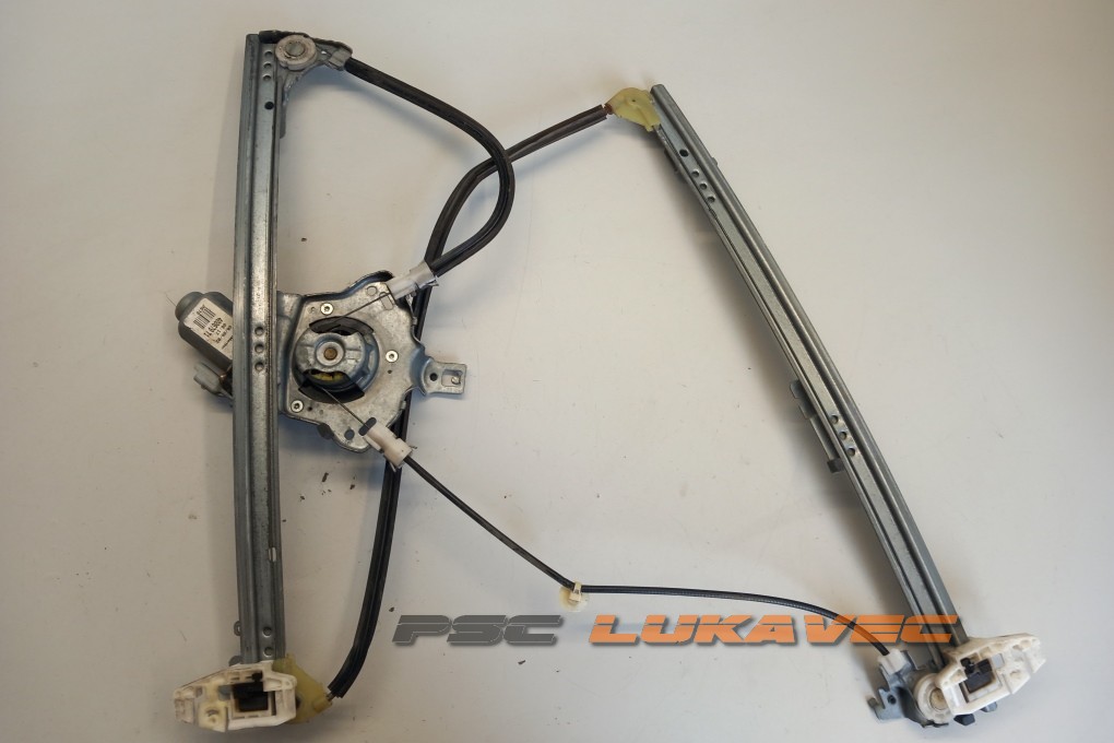 CITROEN XSARA PREDNJI DESNI PODIZAČ STAKLA 400679T1