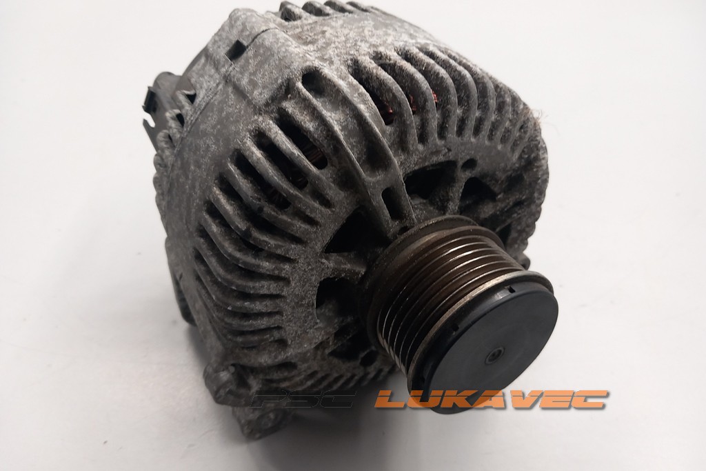 VW PASSAT ALTERNATOR 021903026L