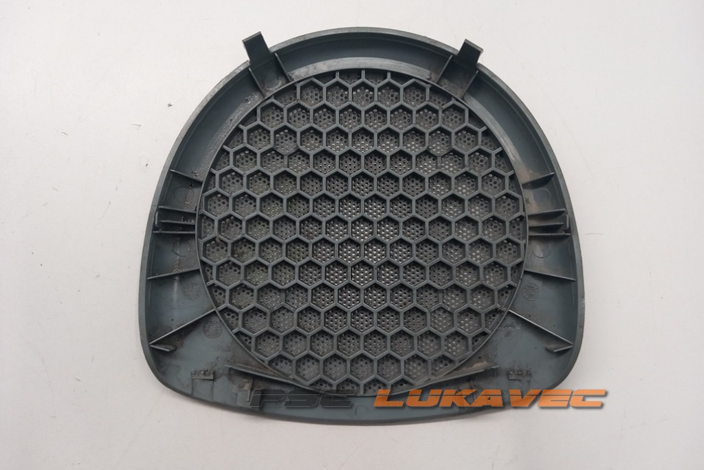 RENAULT SCENIC 1 POKLOPAC ZVUČNIKA 7700832057