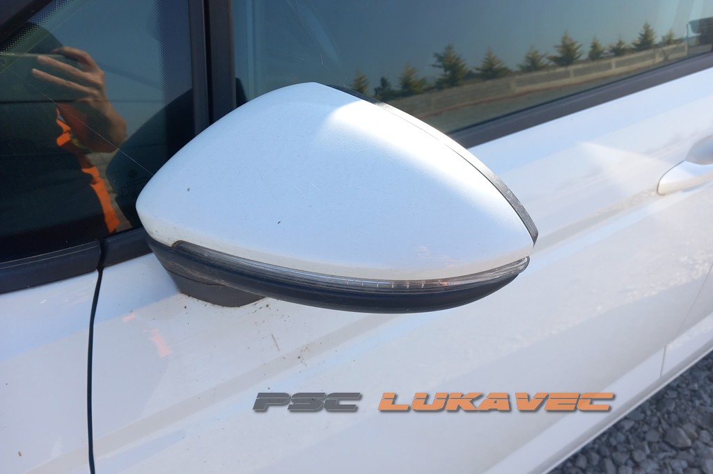 VW TOURAN RETROVIZOR LIJEVI 2017.