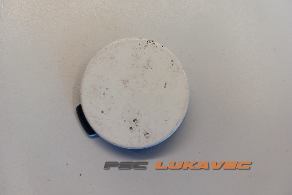 VW GOLF 6 POKLOPAC PREDNJEG BRANIKA 5K0807241E