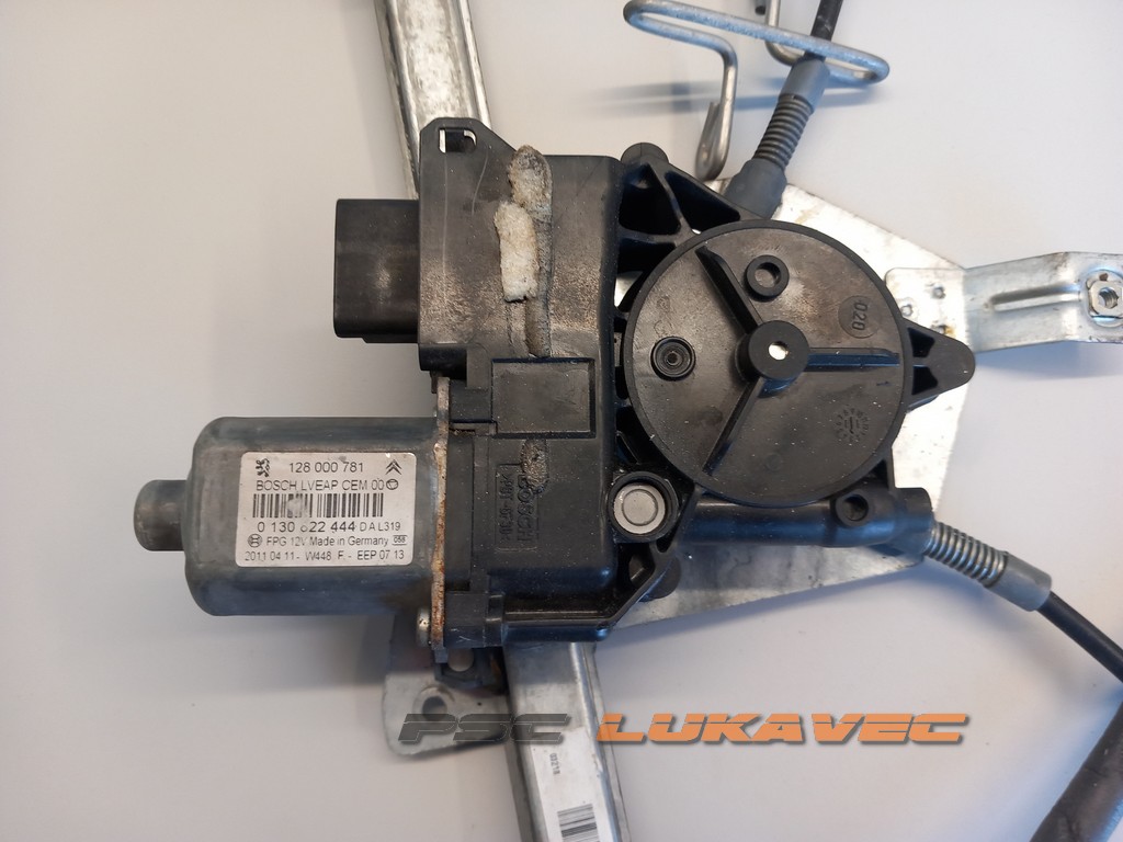 CITROEN C5 III PODIZAČ STAKLA PREDNJI LIJEVI 128000781