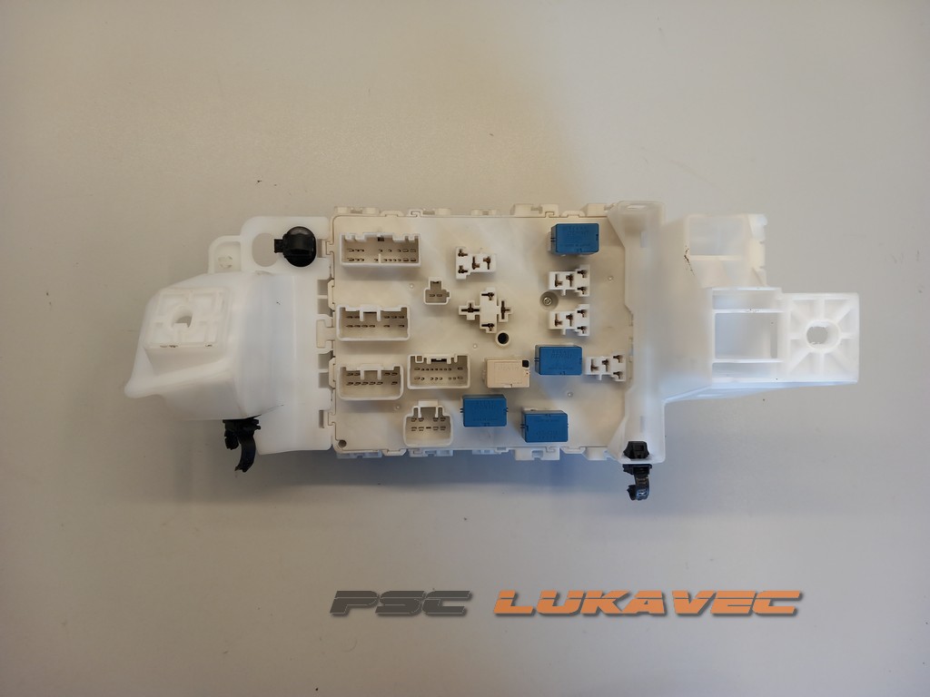 SUZUKI SWIFT KUTIJA OSIGURAČA 68LP3