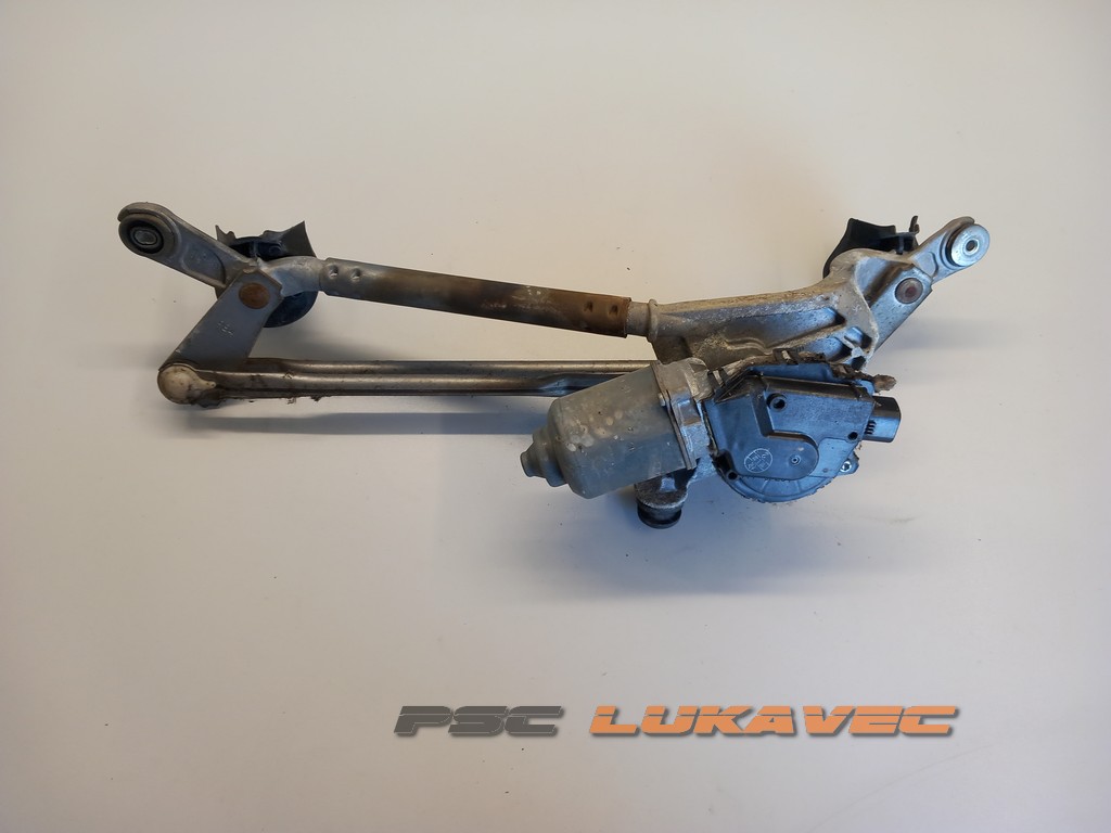 TOYOTA YARIS MOTORIĆ  BRISAČA SA ŠKARAMA PREDNJI 851100D080