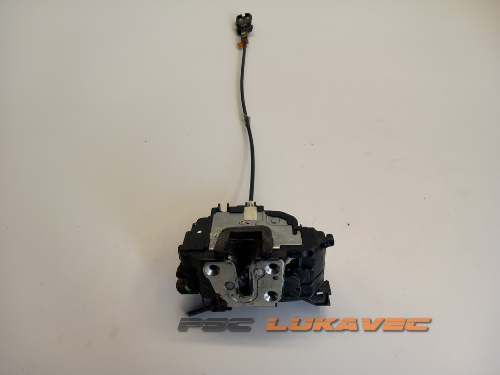 RENAULT CLIO 3 BRAVA VRATA PREDNJA LIJEVA 8200300123C