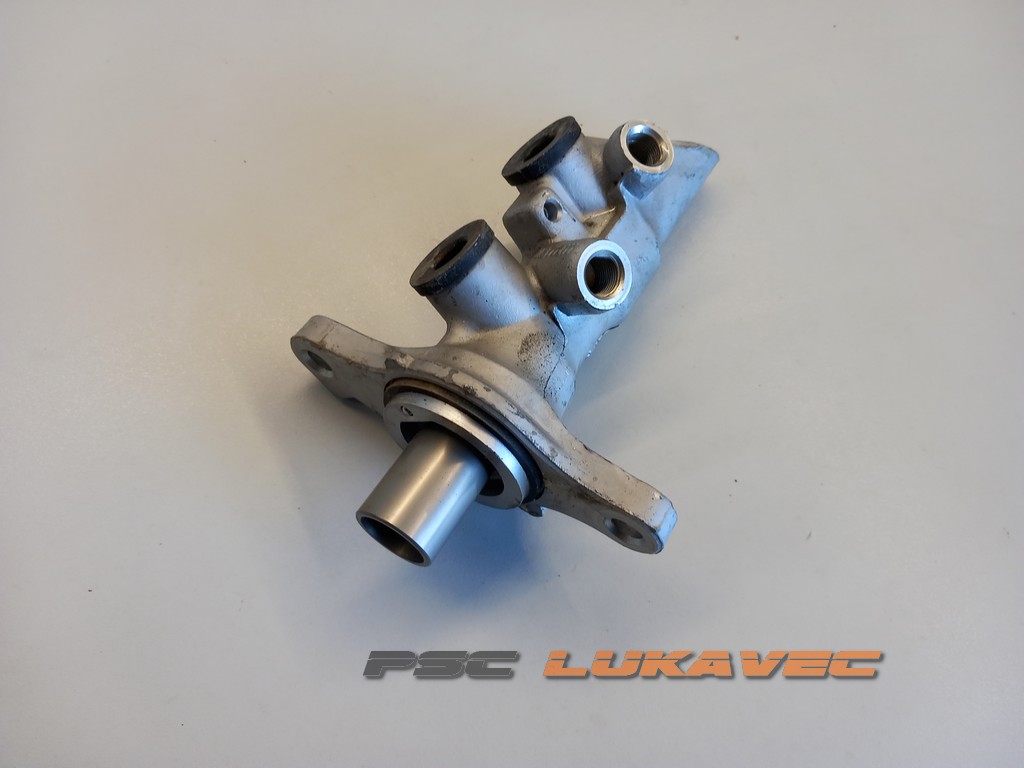 RENAULT MEGANE 3 GLAVNI KOČIONI CILINDAR 460115826R