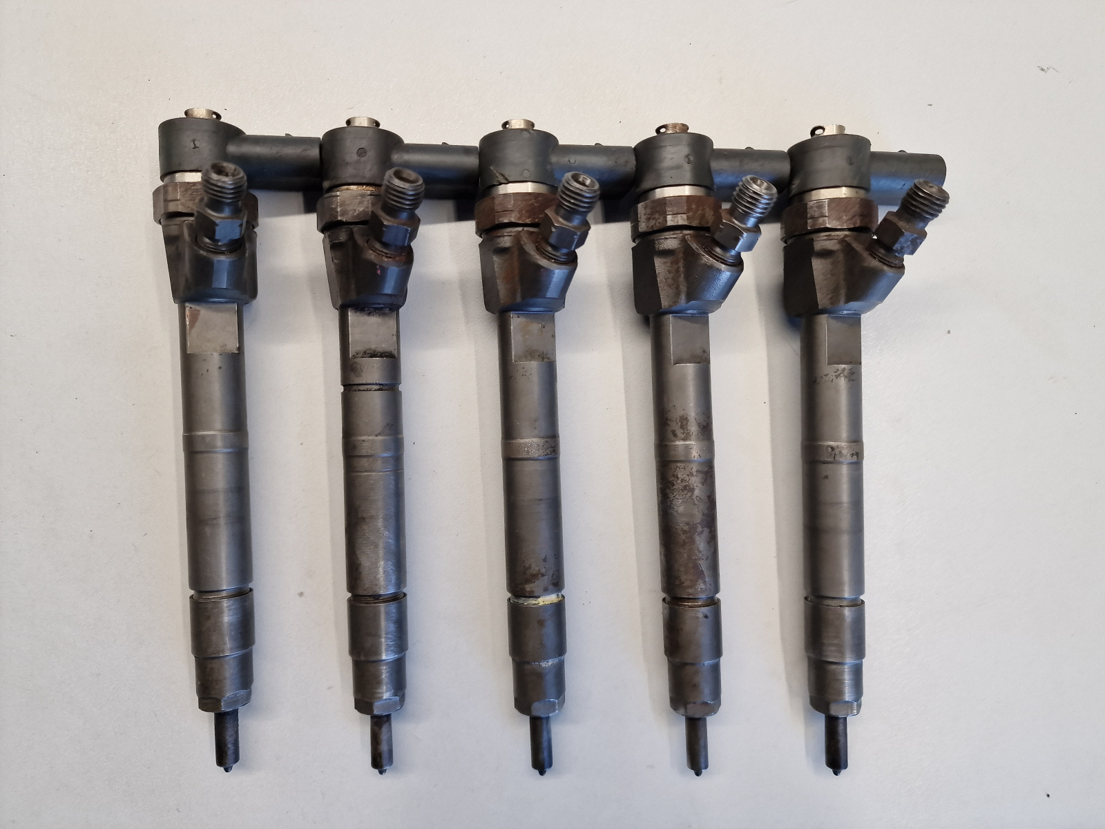 MERCEDES INJEKTORI MERCEDES DIZNE  BOSCH 0445110177