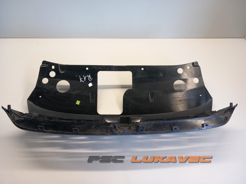 DACIA SANDERO II PREDNJA MASKA SA ZNAKOM 623105350R