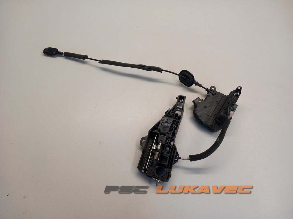RENAULT CLIO 4 BRAVA VRATA PREDNJA DESNA 805024563R