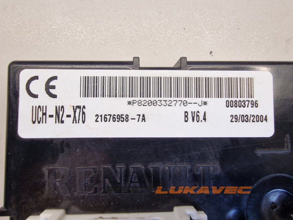 RENAULT KANGOO KUTIJA OSIGURAČA UCH N2 X76 8200332770