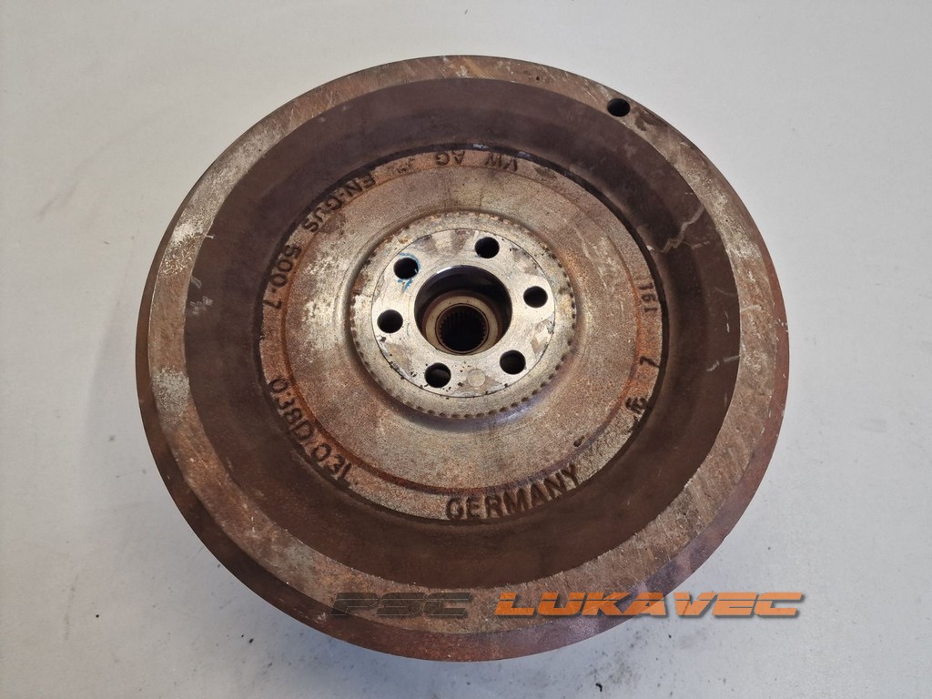 VW CADDY SET KVAČILA CADDY ZAMAŠNJAK 1.6 TDI 038D03L