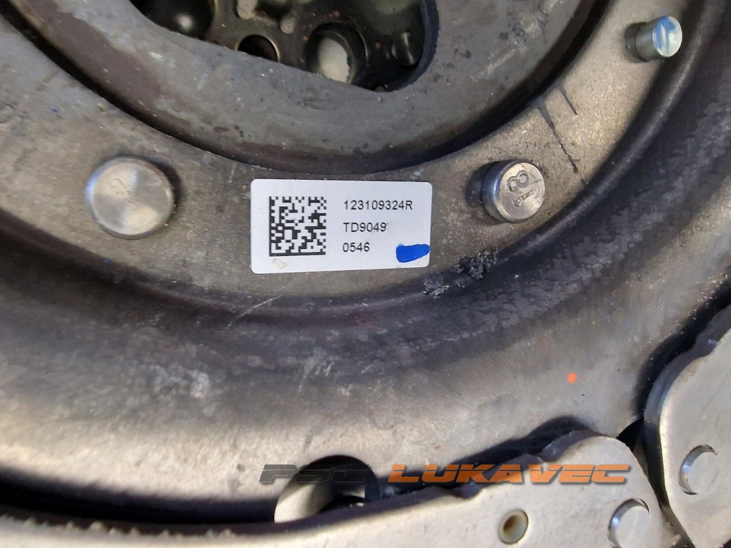 RENAULT TRAFIC III ZAMAŠNJAK 2.0 DCI 123109324R