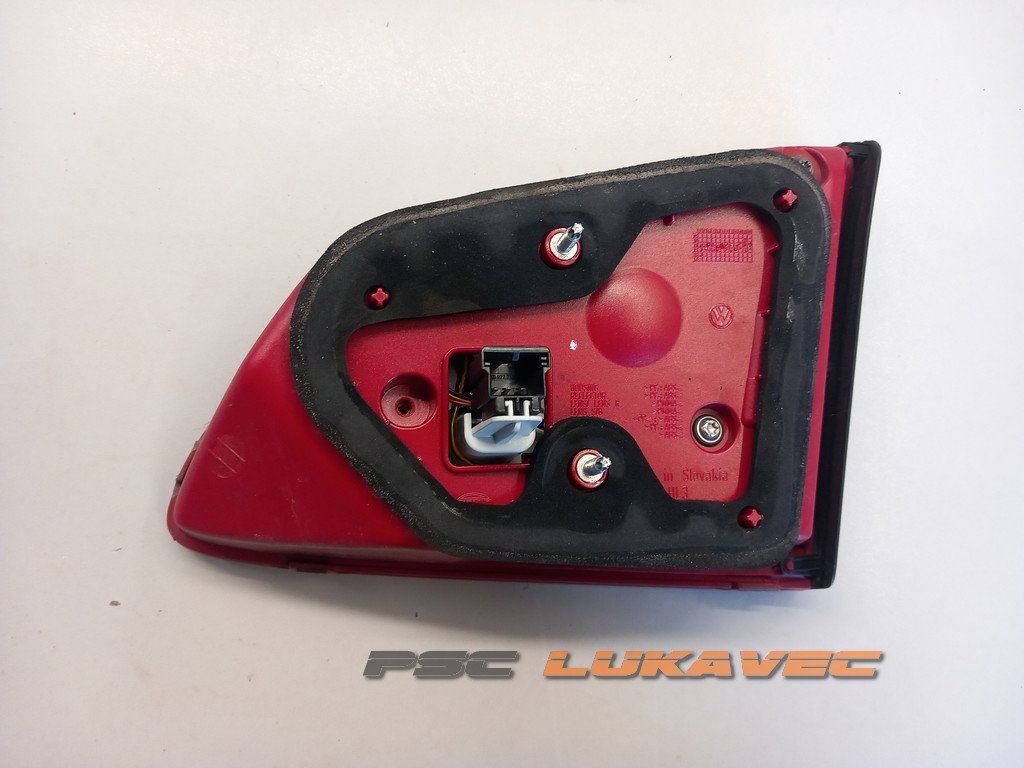 VW PASSAT B7 ŠTOP SVJETLO LIJEVO 3AF945307E