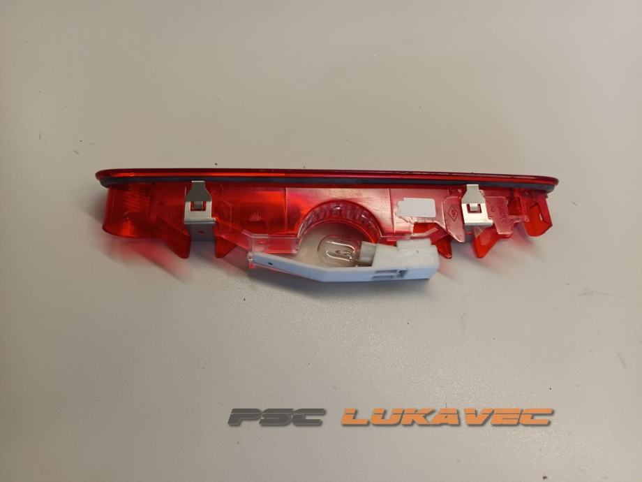 MERCEDES CITAN ZADNJA GORNJA LAMPA MERCEDES CITAN TREĆA STOP LAMPA