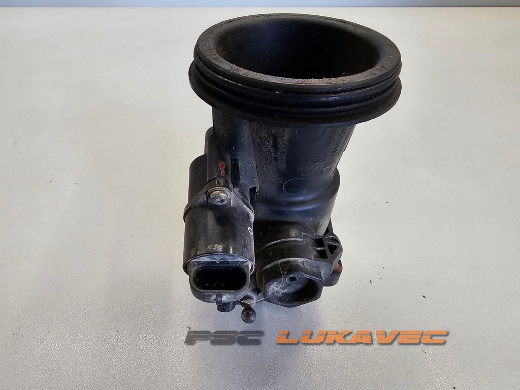 RENAULT MEGANE 1 ZAKLOPKA GASA MEGANE 1 KLAPNA GASA 1.4 8V 8200682611