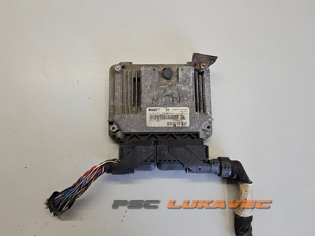 IVECO DAILY KOMPJUTER MOTORA 2.3 JTD 504121602 504121602