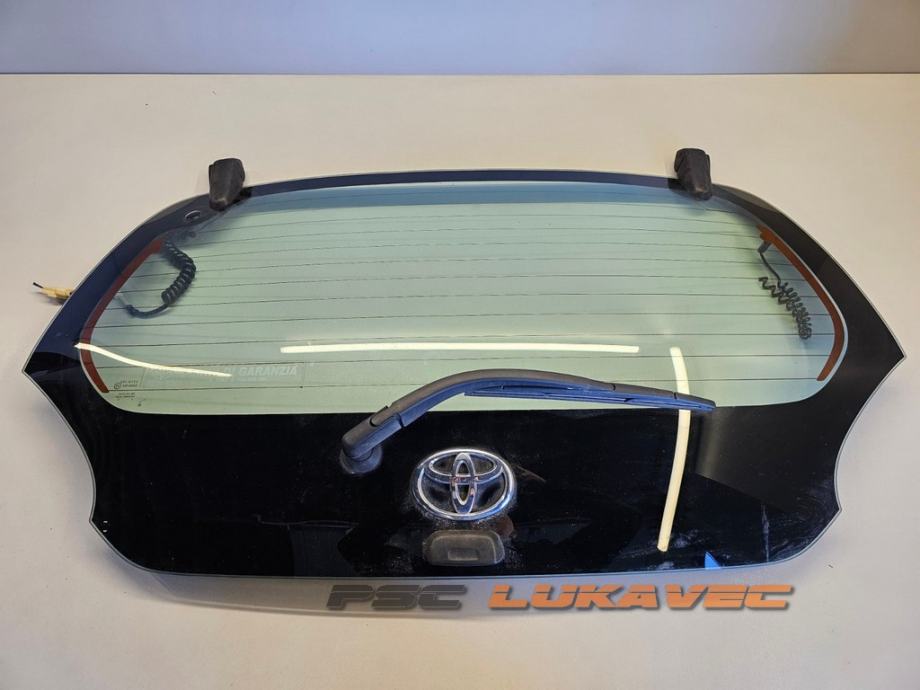 TOYOTA AYGO GEPEKA VRATA  TOYOTA AYGO VRATA PRTLJAŽNIKA  2011.