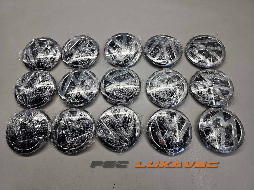 VW PASSAT B8 PREDNJI ZNAK B8 EMBLEM PREDNJI 3G0853601A