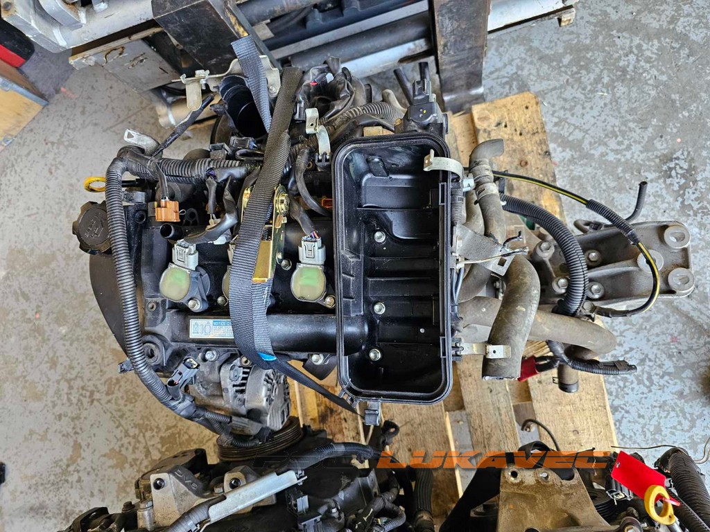TOYOTA AYGO MOTOR 1.0 KR-FE 2011.