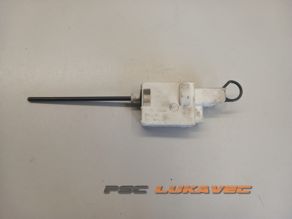 RENAULT TRAFIC 2 MOTORIĆ POKLOPCA REZERVARA 8200032984