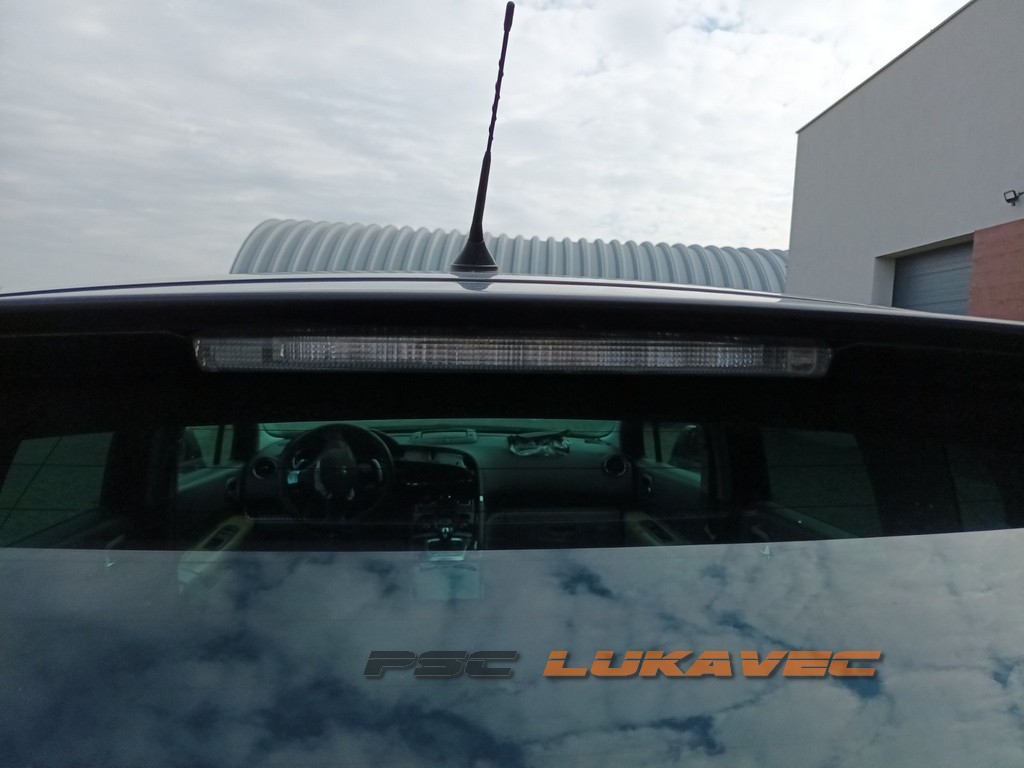 PEUGEOT 3008 TREĆE ŠTOP SVJETLO 2014.