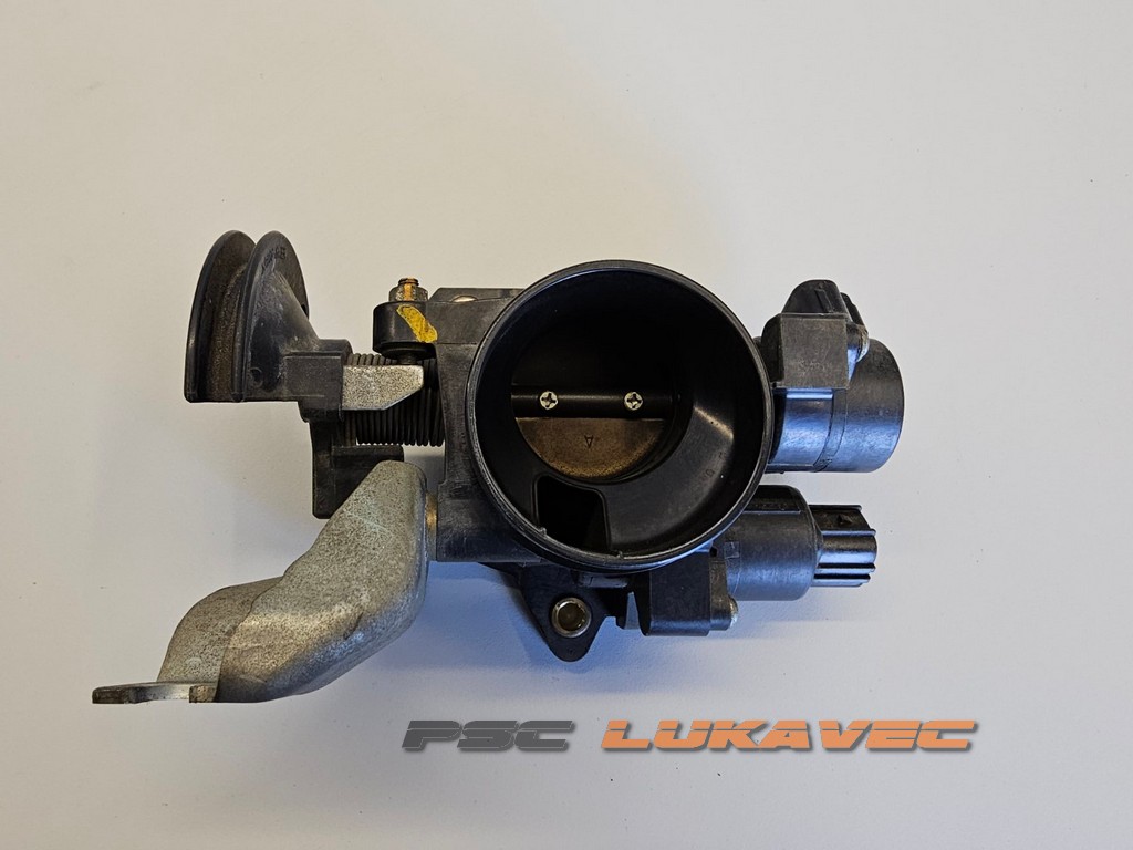TOYOTA AYGO KLAPNA GASA 8945252011 163618