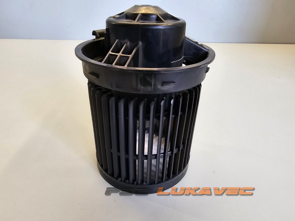 NISSAN JUKE VENTILATOR KABINE 272261KA0A