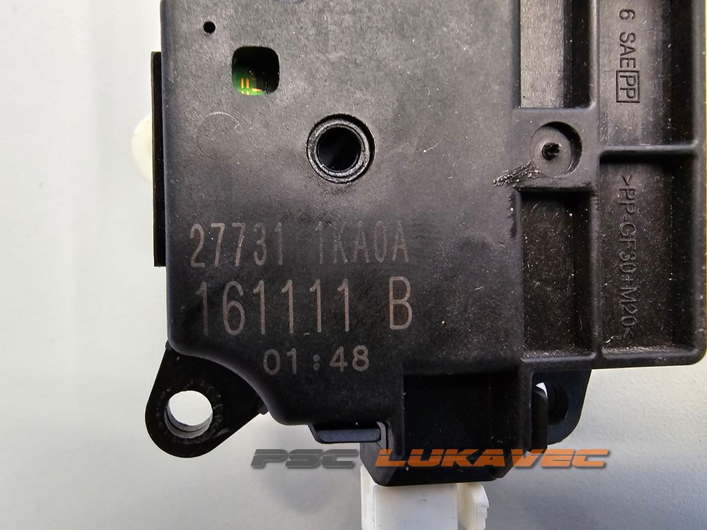 NISSAN JUKE MOTORIĆ KLAPNE GRIJANJA 277311KA0A