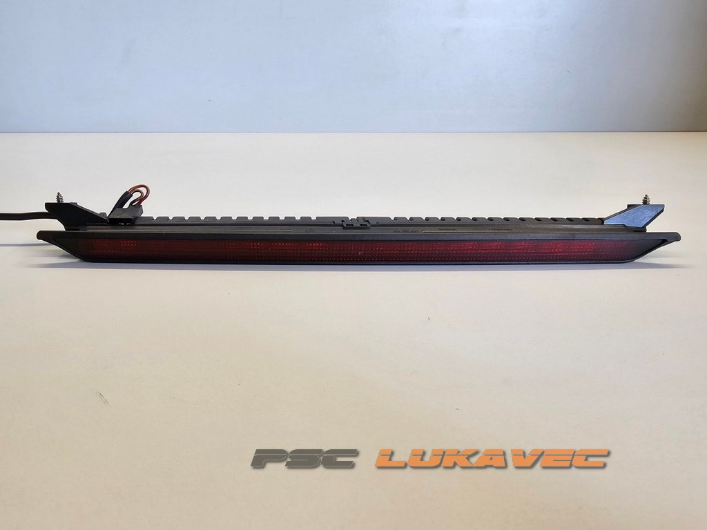 VW GOLF 4 TREĆE ŠTOP SVJETLO 1J6945097C