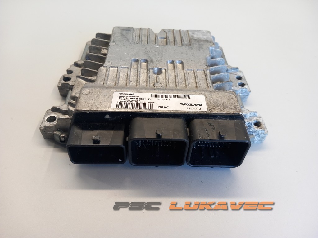 VOVO S40 KOMPJUTER MOTORA 1.6 D 30788975 SID807EVO