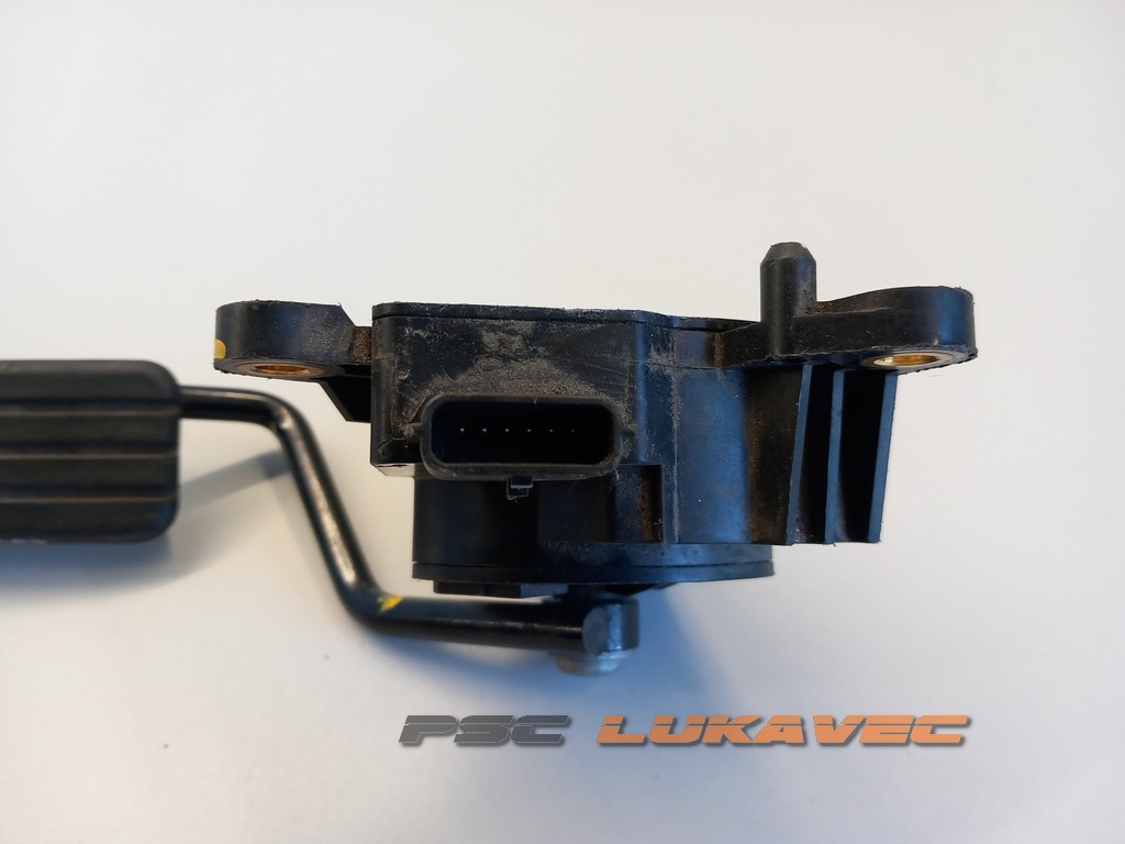 RENAULT KANGOO II PEDALA GASA 1.5 DCI  8200436864