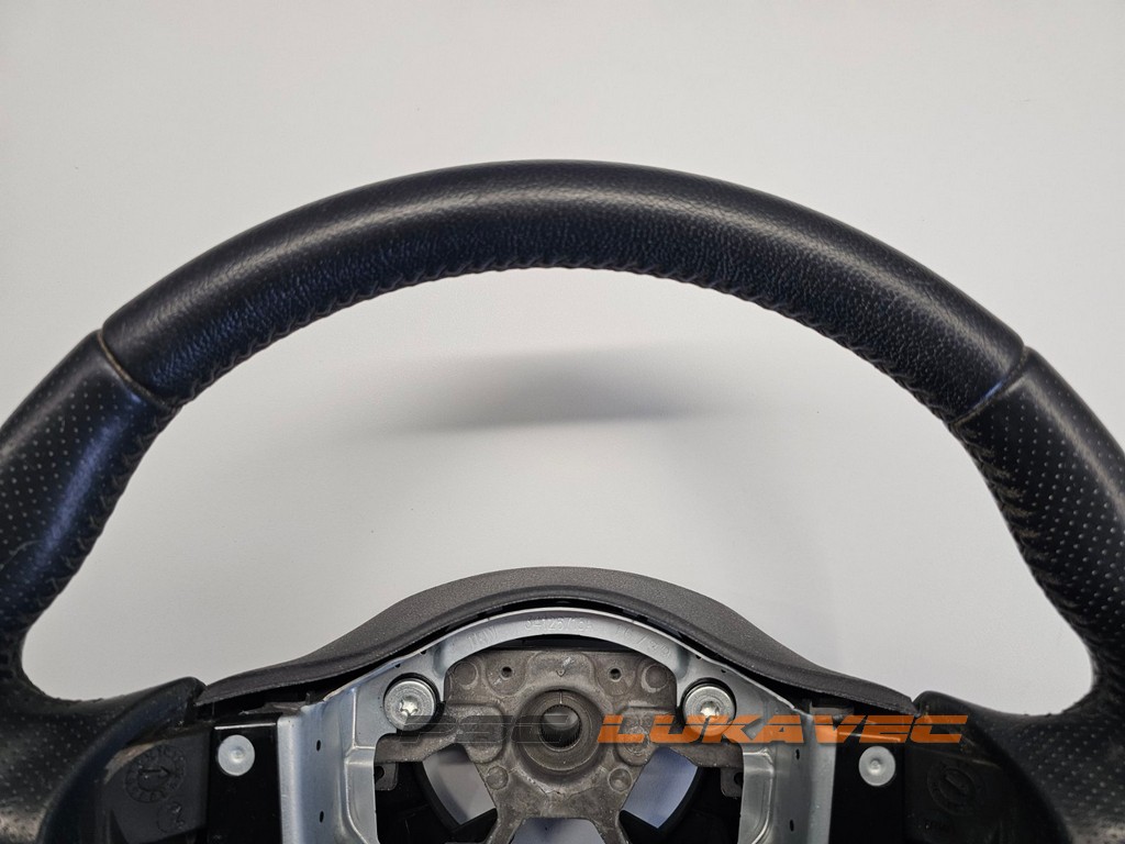 NISSAN JUKE VOLAN JUKE OBRUČ VOLANA 384301KB3A