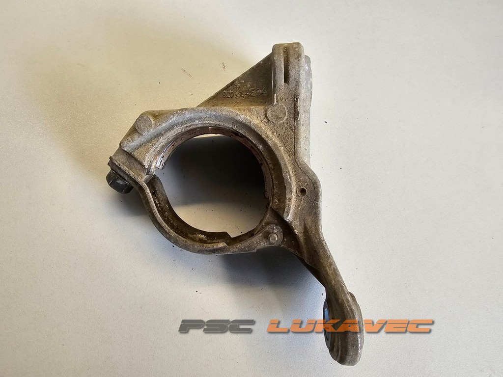 NOSAČ POLUOSOVINE RENAULT 8200684534