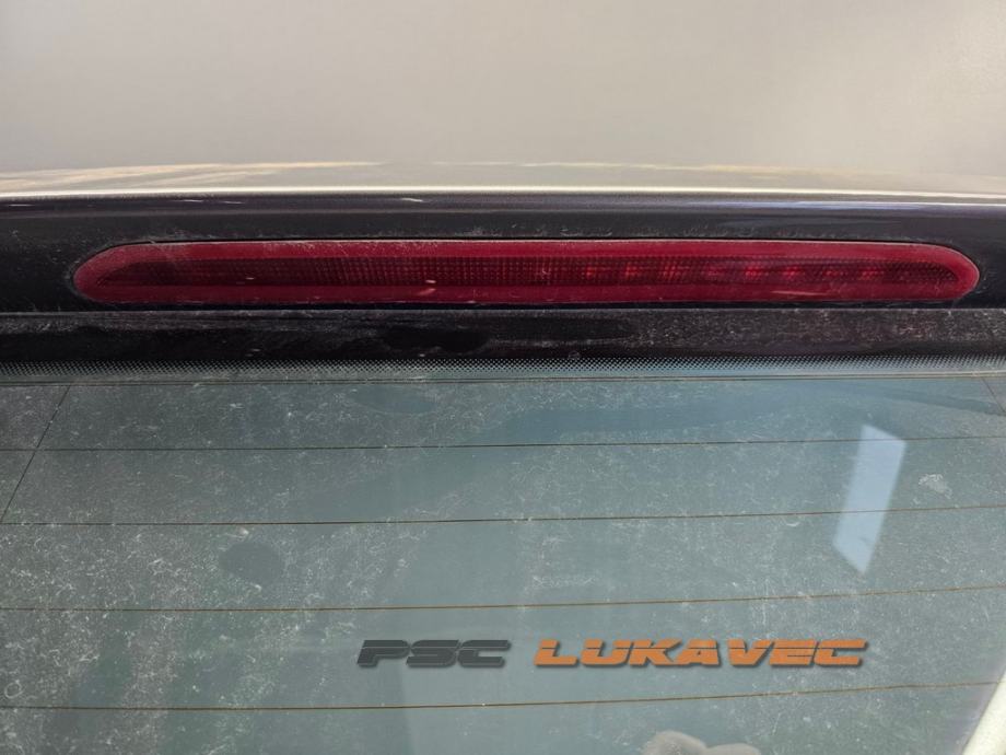 VRATA PRTLJAZNIKA VW GOLF 5