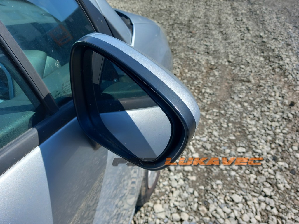 CITROEN C3 II RETROVIZOR DESNI 2011.