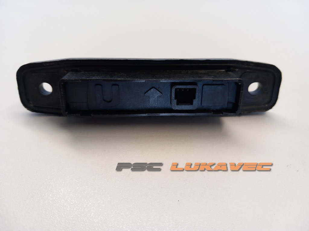 TOYOTA YARIS PREDKIDAČ GEPEKA YARIS PREKIDAČ PRTLJAŽNIKA 84840-28040