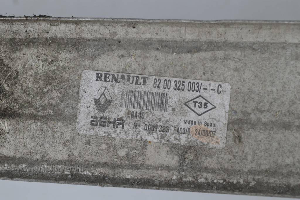 RENAULT MEGANE 2 INTERKULER 1.9 DCI 96 kW 8200325003 2008.