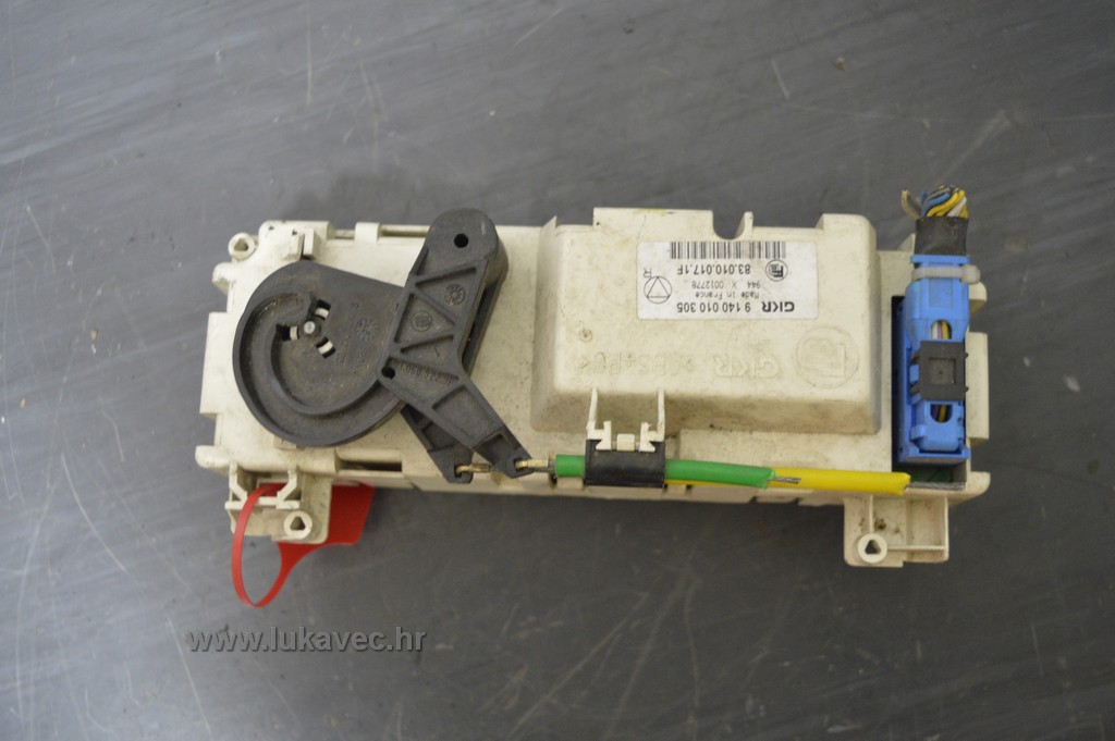 PEUGEOT 306 PREKIDAČI VENTILACJE  9140010305 1999.