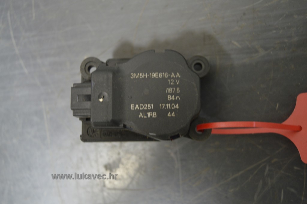 FORD FOCUS C-MAX MOTORIĆ KLAPNE GRIJANJA 3M5H19E616AA