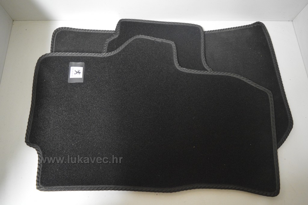 PEUGEOT 1007 PODNI TEPIH ORIGINAL 7584ZV
