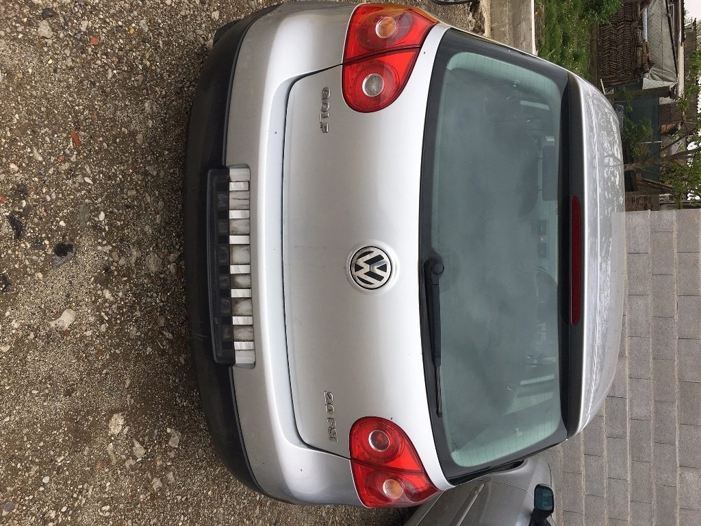 VW GOLF 5 DIJELOVI GOLF 5 OŠTEĆEN  2.0 FSI GOLF DIJELOVI 2005.