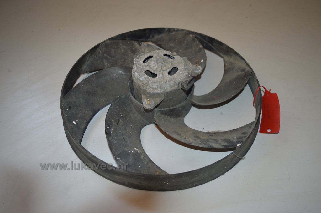 RENAULT MEGANE 1 VENTILATOR HLADNJAKA MOTORA 2.0 16V 7700784652