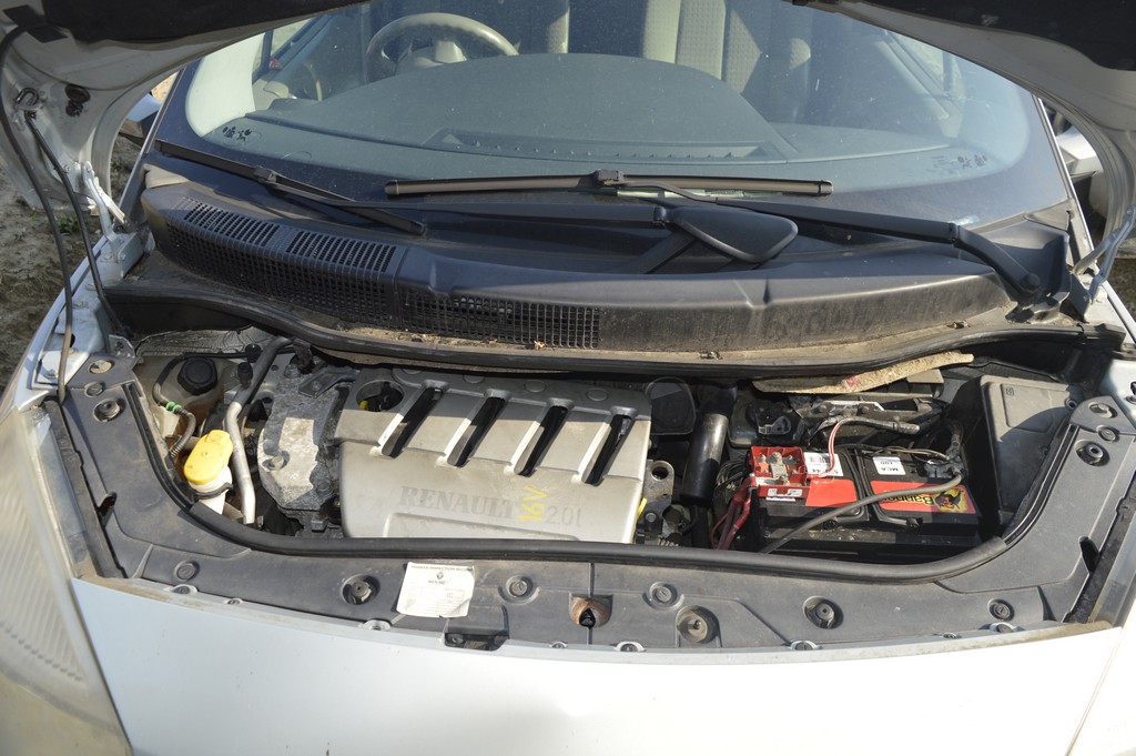 RENAULT GRAND SCENIC MOTOR 2.0 16v  2005.
