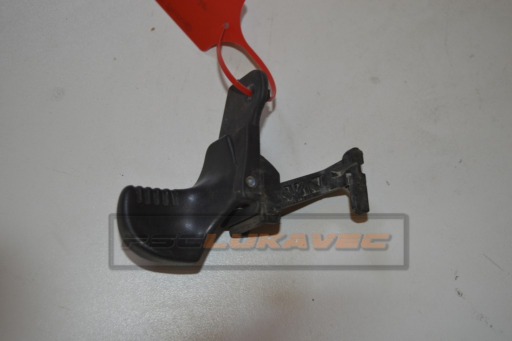 RENAULT TWINGO VANJSKA KVAKA VRATA 7700822425 1993-2007.