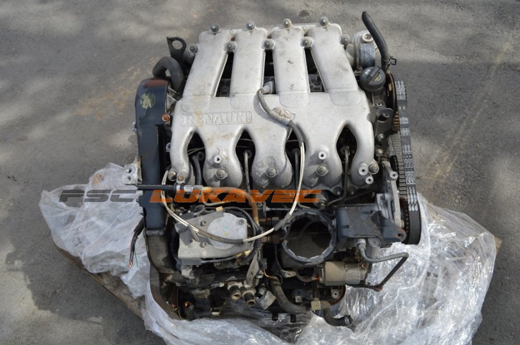 RENAULT LAGUNA  MOTOR 2.2d  G8T 1997.