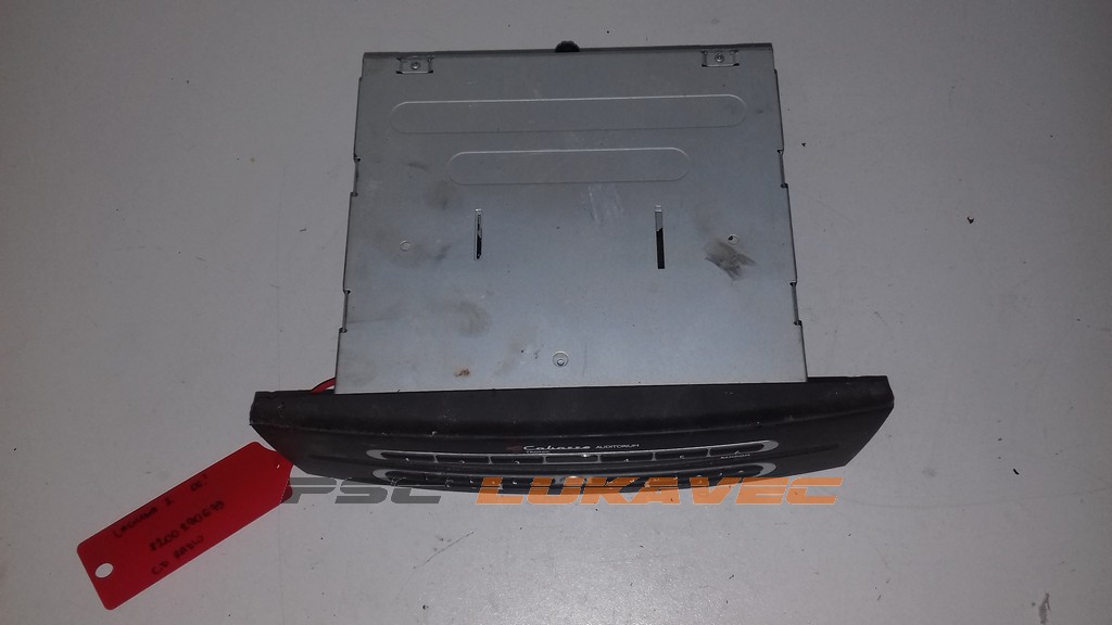 RENAULT LAGUNA 2 DIJELOVI RENAULT CD RADIO 8200290679 2007.